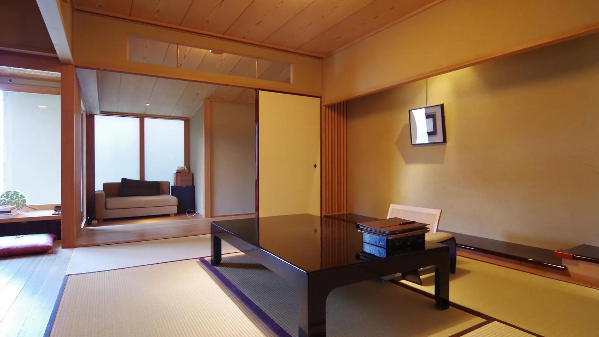 Hotel Hiiragiya Kyōto Ryokan