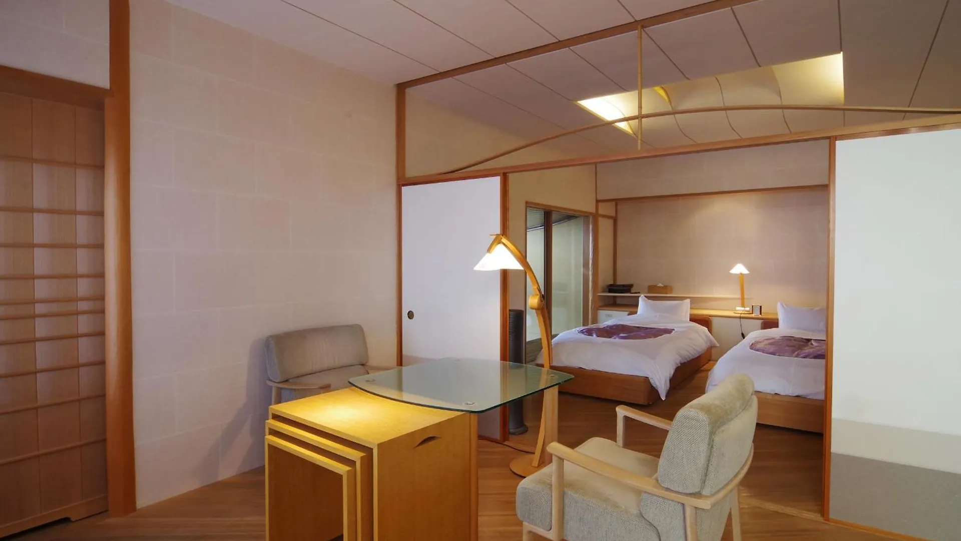 Hotel Hiiragiya Kyōto 0*,